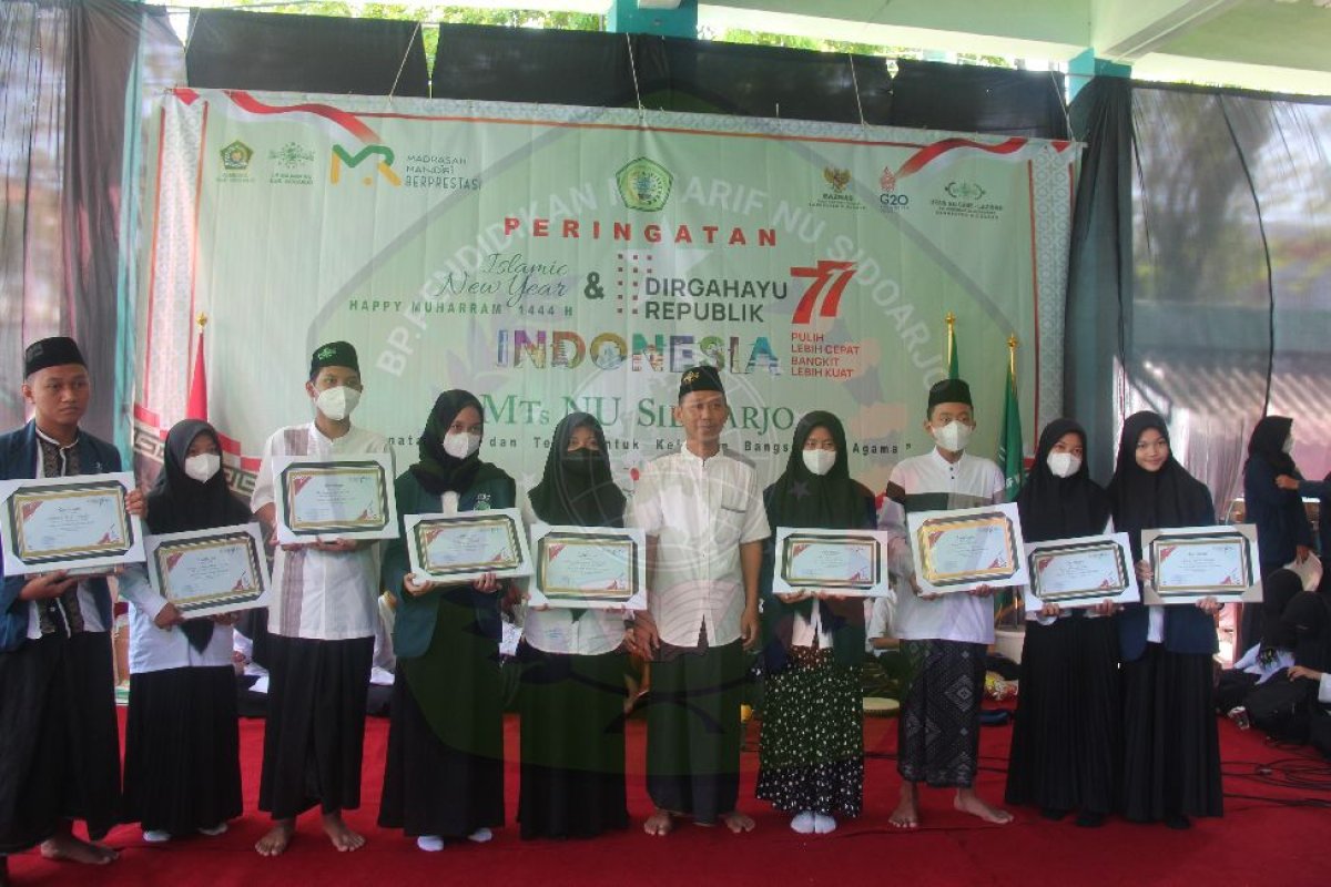 Jum'at Mondok