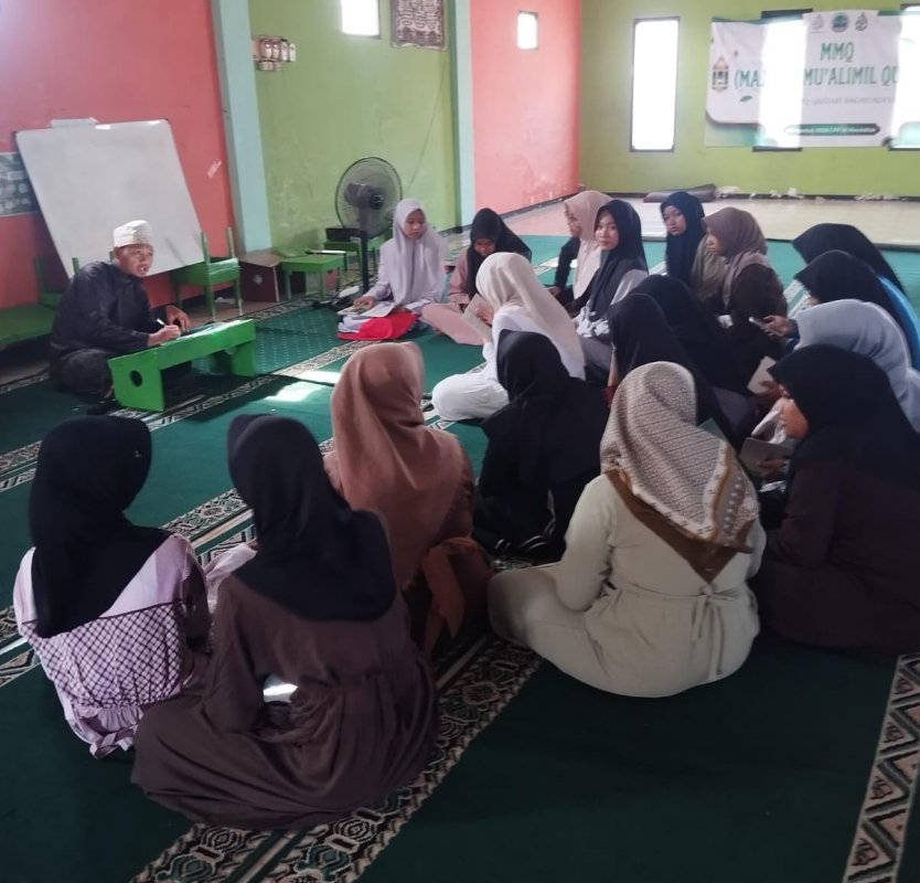 Asrama Muzdalifah Membentuk Generasi Sholihah Berakhlakul Karimah